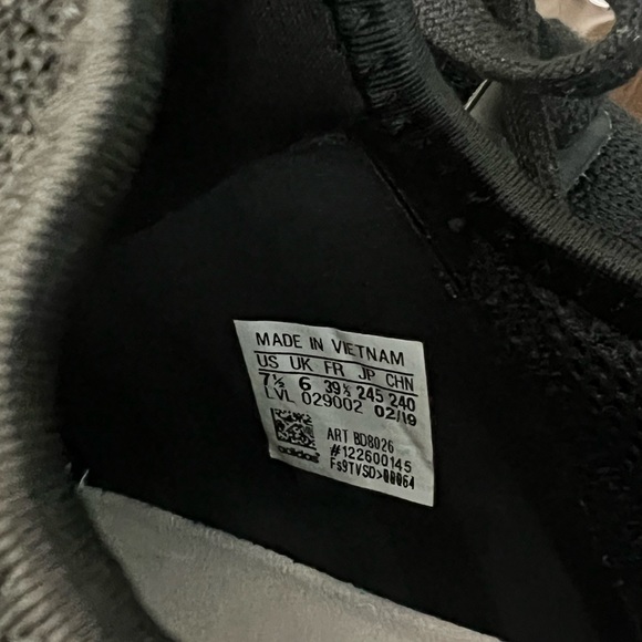 Adidas NMD R1 - Picture 9 of 10